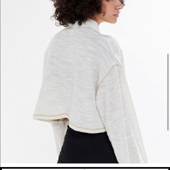 BNWoT Urban Outfitters | Lace-Up Funnel Neck Cropped Sweater S Small - Picture 3 of 10